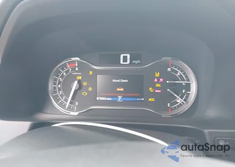 2017 Honda Pilot Touring z USA, uszkodzony, nr VIN 5FNYF5H93HB001903